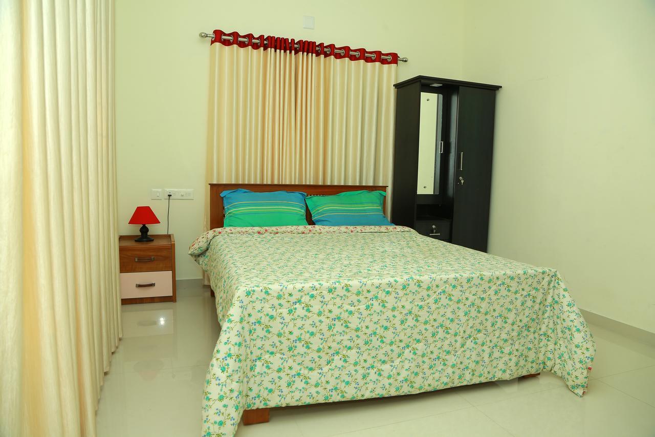 Friendsland Home Stay Kochi Esterno foto